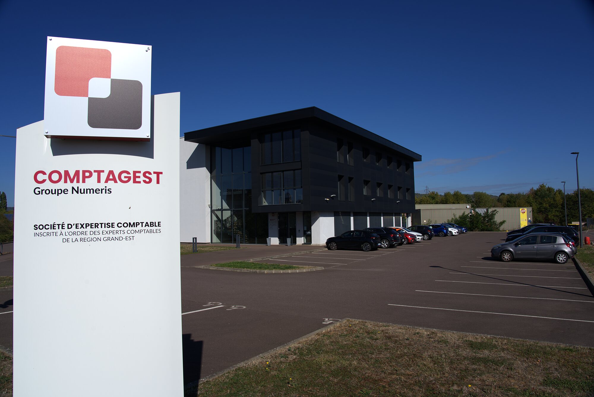 Les locaux de Comptagest, Rond-Point des 9 Sillons à Terville
